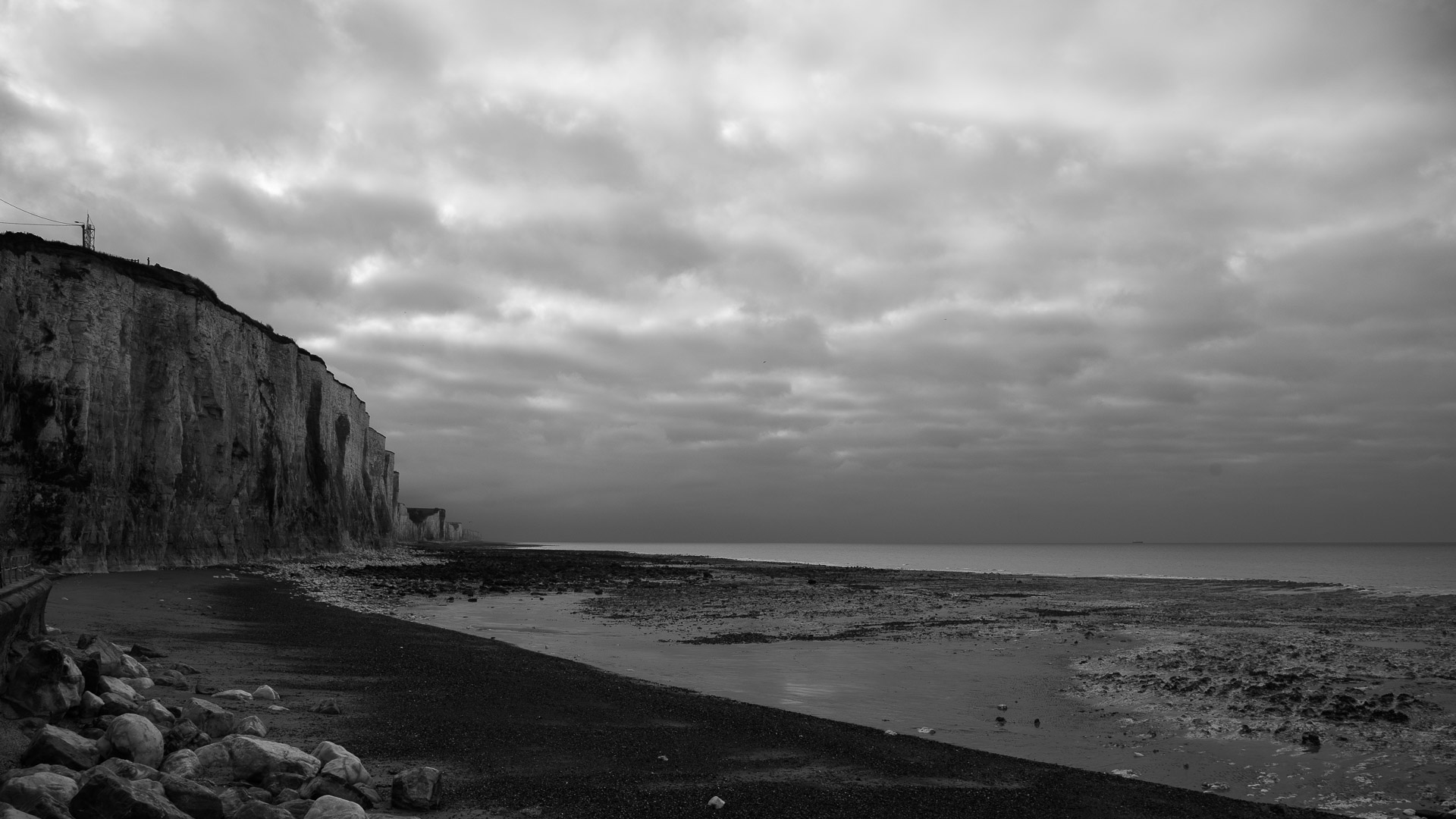 Where Sky Meets Ocean - Photo taken in Baie de Somme, France, Janvier 2019